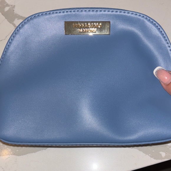 Salvatore Ferragamo Light Blue Cosmetic Bag - Picture 2 of 6